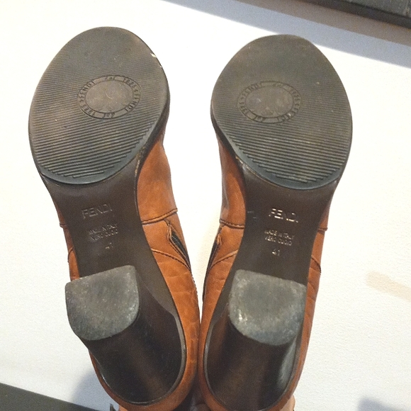 Fendi boots - Picture 12 of 16